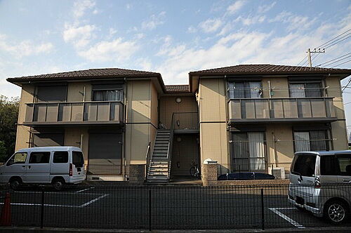 神奈川県高座郡寒川町宮山 2階建 築22年4ヶ月