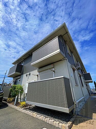 大阪府岸和田市小松里町 2階建 築9年6ヶ月