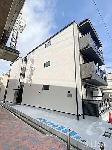 大阪府大阪市東住吉区住道矢田１丁目 3階建
