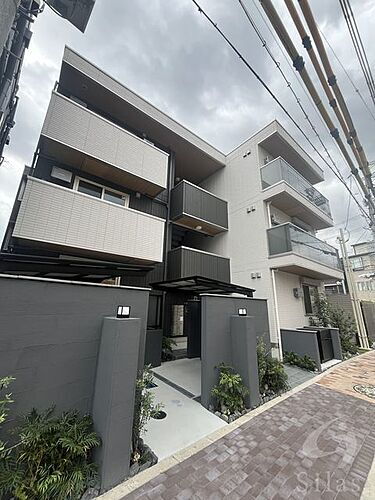 大阪府門真市柳町  3階建