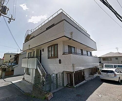 ワイズワールド 3階建