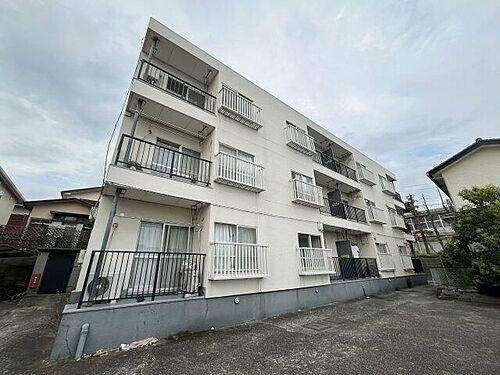 栄里第一マンション 3階建