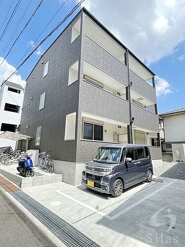 兵庫県明石市魚住町西岡 3階建 築3年4ヶ月