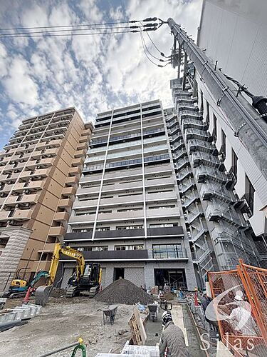 大阪府大阪市東淀川区東中島２丁目 15階建 