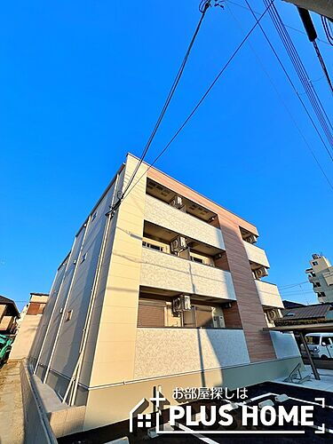 和歌山県和歌山市新通２丁目 3階建