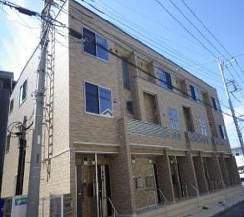 東京都町田市成瀬６丁目 3階建 築6年10ヶ月