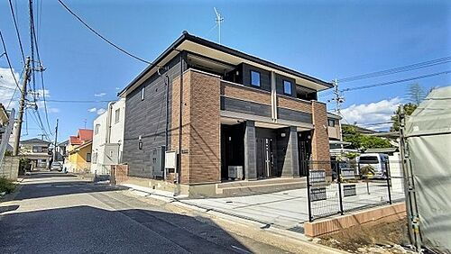 神奈川県横浜市泉区和泉中央北２丁目 2階建 築2年2ヶ月