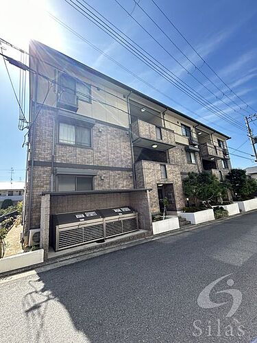 大阪府堺市西区鶴田町 3階建
