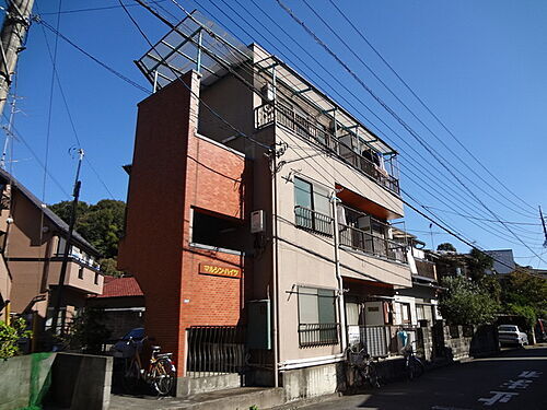 東京都八王子市中野山王２丁目 3階建 築47年5ヶ月