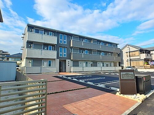 神奈川県相模原市中央区上溝 3階建 築8年9ヶ月
