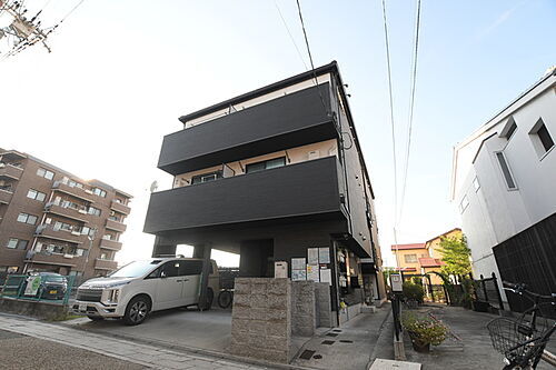 大阪府枚方市三矢町 賃貸アパート