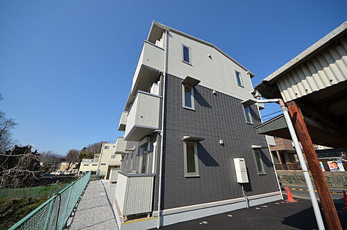 東京都町田市相原町 3階建