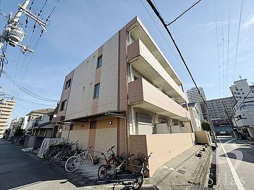 兵庫県西宮市平松町 築17年7ヶ月 3階建