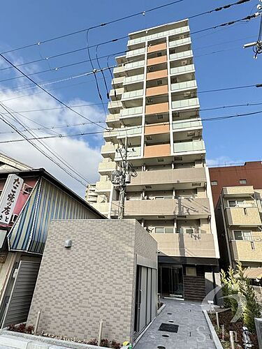 兵庫県尼崎市昭和南通７丁目 13階建