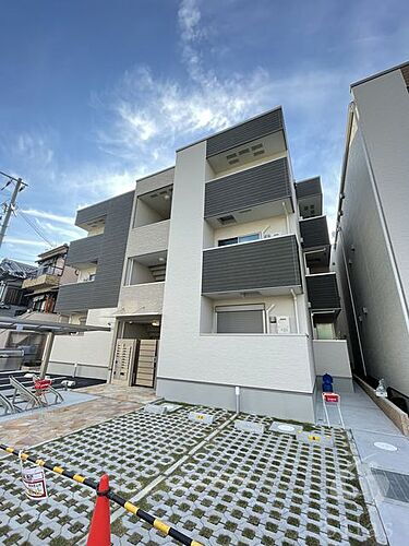 大阪府門真市小路町 賃貸アパート