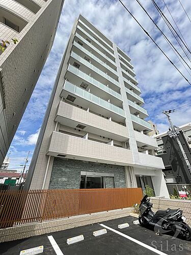 兵庫県尼崎市七松町１丁目 10階建