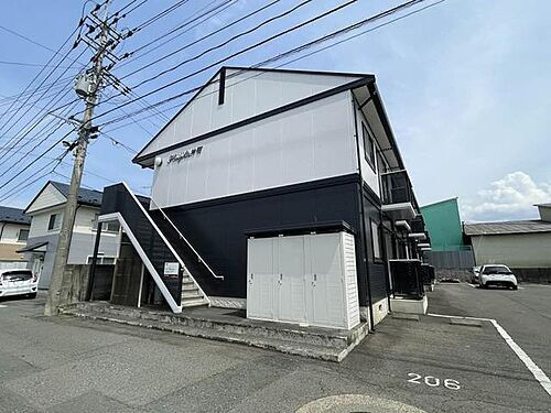 ハイツ神明 2階建