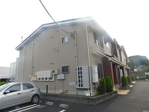 神奈川県厚木市中依知 2階建 築11年4ヶ月