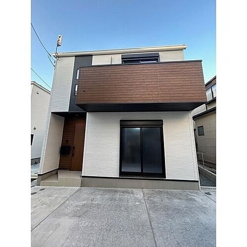 神奈川県横浜市泉区上飯田町 2階建 築1年1ヶ月