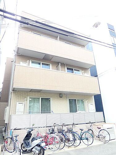 兵庫県尼崎市名神町３丁目 築10年10ヶ月 3階建