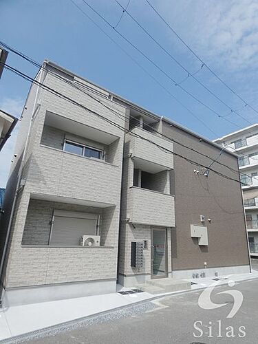 大阪府東大阪市楠根３丁目 3階建