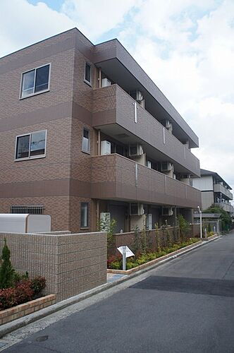 大阪府堺市堺区中三国ヶ丘町７丁 賃貸アパート