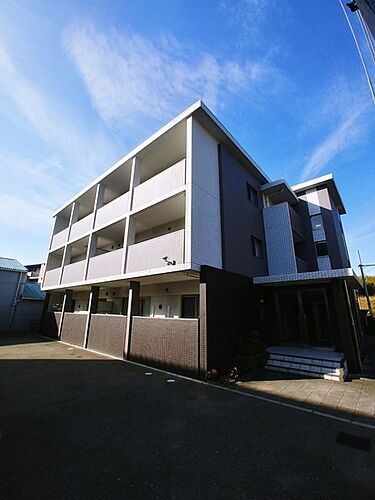 大阪府吹田市春日３丁目 3階建 築13年8ヶ月