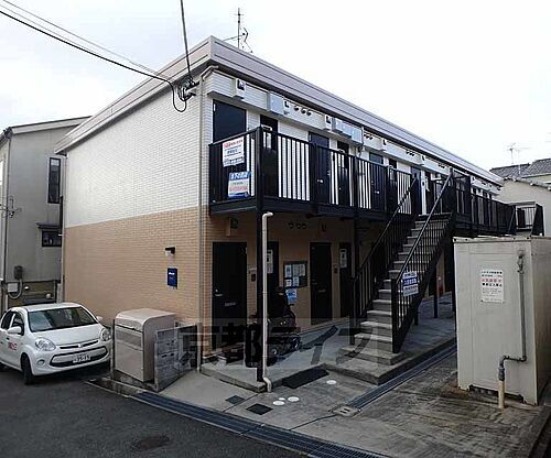 大阪府枚方市東山１丁目 築21年9ヶ月 2階建