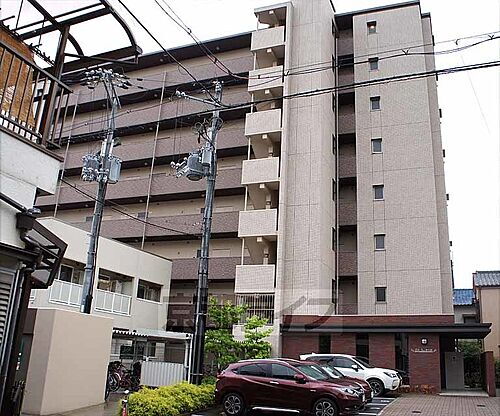 大阪府枚方市宮之阪１丁目 築11年10ヶ月 8階建