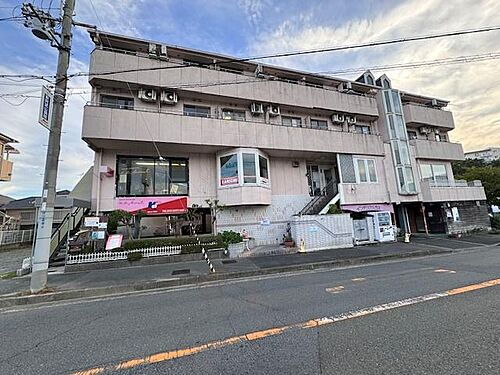 大阪府高槻市南平台４丁目 築36年6ヶ月 4階建