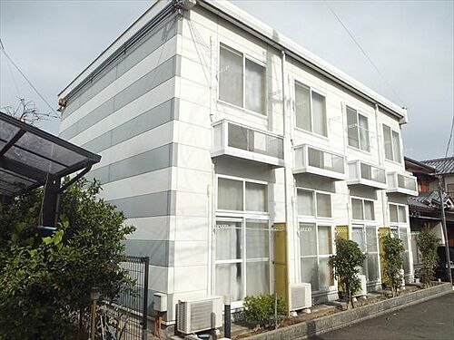 大阪府高槻市南平台１丁目 築21年10ヶ月 2階建