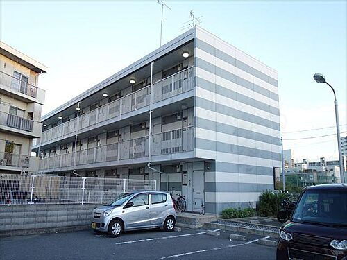 大阪府高槻市大畑町 築21年3ヶ月 3階建