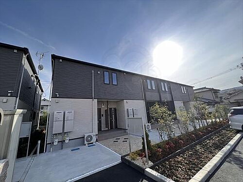 大阪府三島郡島本町広瀬２丁目 2階建 築2年9ヶ月