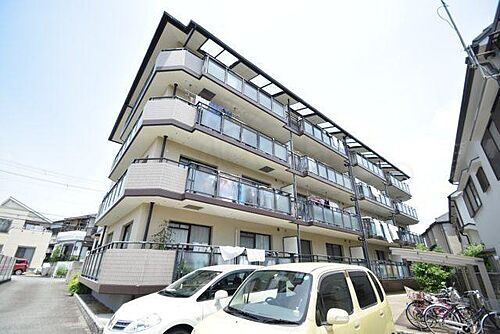 大阪府茨木市郡３丁目 築32年9ヶ月 4階建