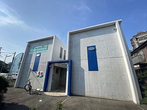 大阪府茨木市総持寺駅前町 築22年10ヶ月 2階建