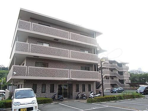 ラフォーレ南平台