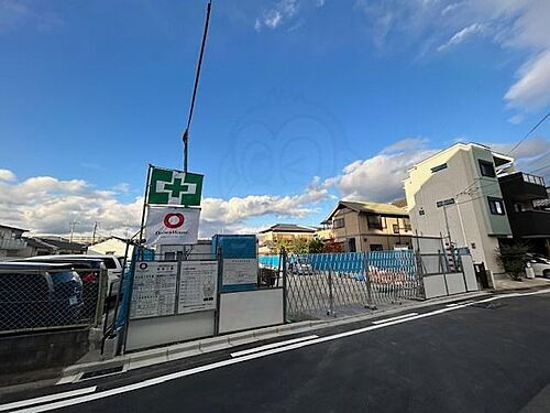 大阪府高槻市宮田町３丁目  3階建