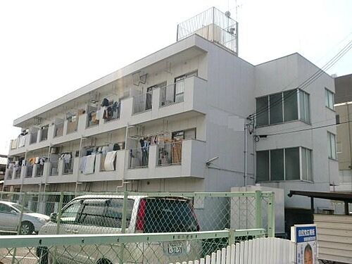 京都府京都市西京区桂千代原町 3階建