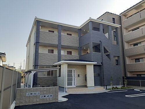 京都府城陽市寺田北東西 3階建 築1年6ヶ月