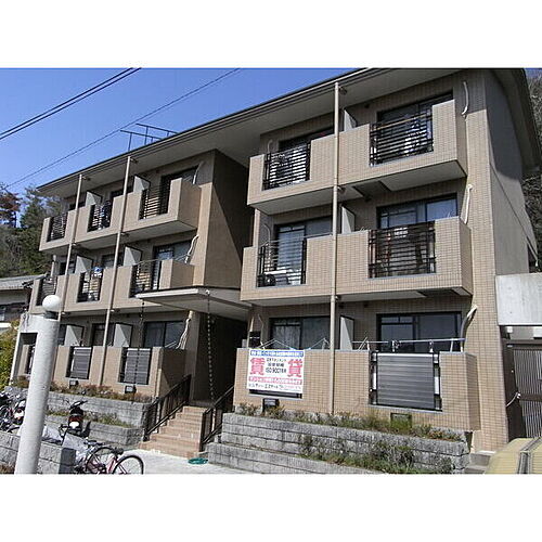 京都府京都市東山区今熊野総山町 4階建