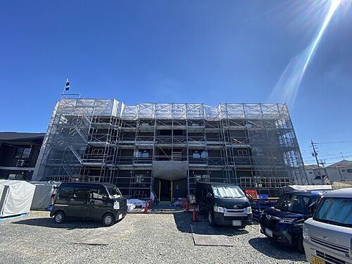 滋賀県大津市大江１丁目 築3年2ヶ月 3階建