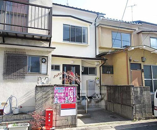 京都府京都市山科区川田欠ノ上 2階建