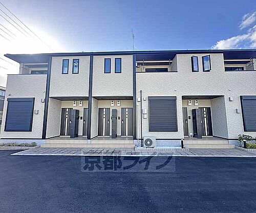 京都府亀岡市千代川町明晴６丁目  2階建