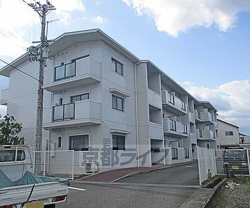 京都府亀岡市篠町広田２丁目 築29年9ヶ月 3階建