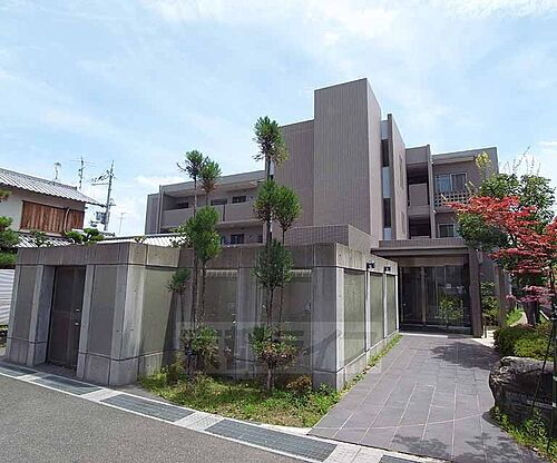 京都府向日市上植野町浄徳 賃貸マンション