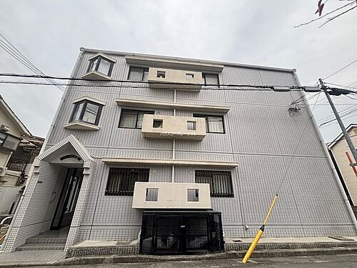 兵庫県尼崎市西難波町１丁目 築36年4ヶ月 3階建