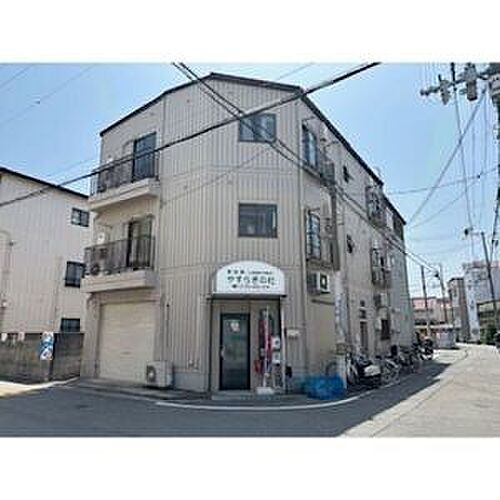兵庫県尼崎市杭瀬北新町３丁目 築36年7ヶ月 3階建