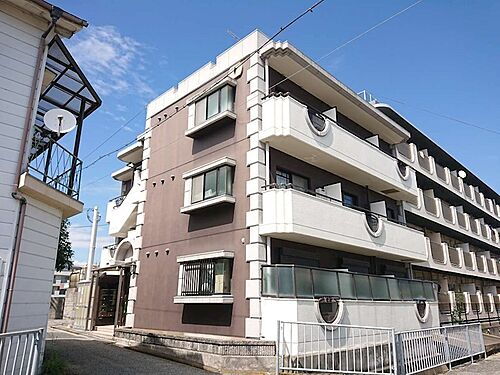 兵庫県尼崎市武庫町１丁目 築31年9ヶ月 3階建