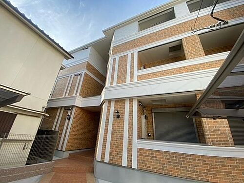 大阪府大阪市住吉区墨江２丁目 3階建 築3年10ヶ月