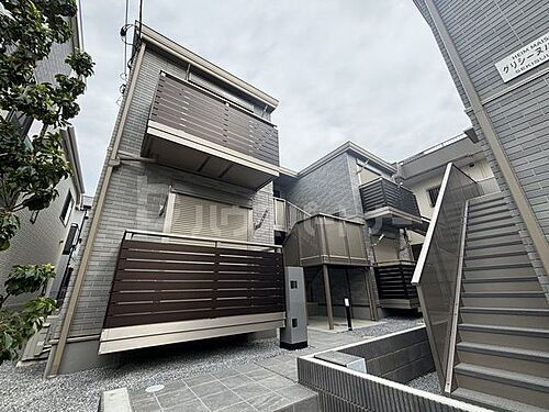 千葉県松戸市上本郷 2階建 